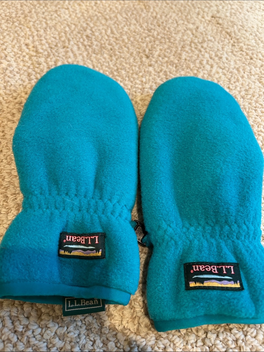 NEW L.L. Bean Kids Teal Fleece Mittens with Logo Patch, size S